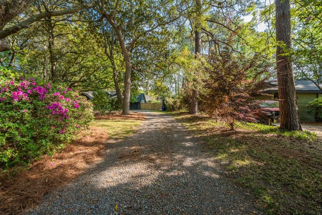 2227 Woodland Shores Road, Charleston, SC 29412