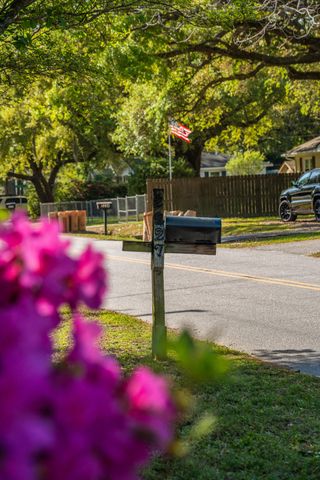 2227 Woodland Shores Road, Charleston, SC 29412
