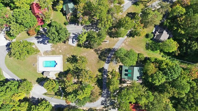 239 Enchanted Forest Way, Burnside, KY 42519
