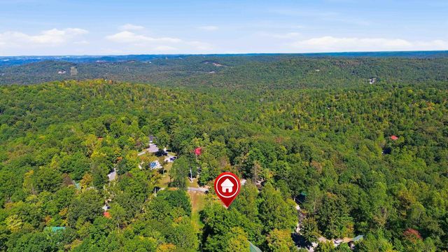 239 Enchanted Forest Way, Burnside, KY 42519