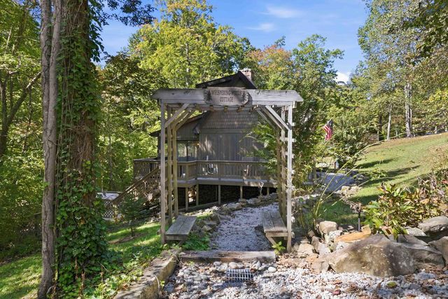239 Enchanted Forest Way, Burnside, KY 42519