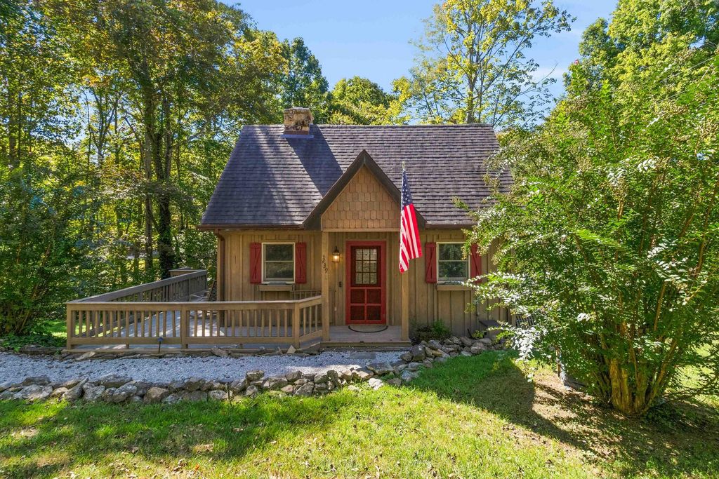 239 Enchanted Forest Way, Burnside, KY 42519