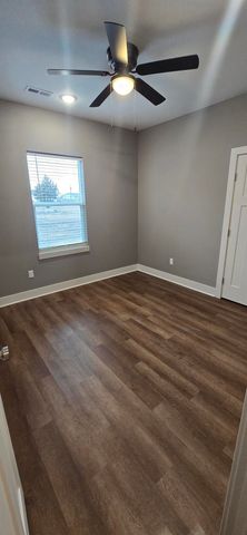 336 Deer Run Ave, El Dorado, KS 67042