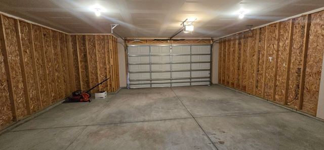 336 Deer Run Ave, El Dorado, KS 67042