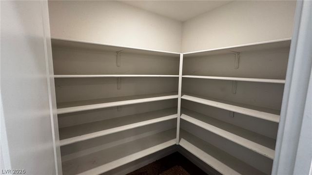 7080 Garnet Crest Court, Las Vegas, NV 89148