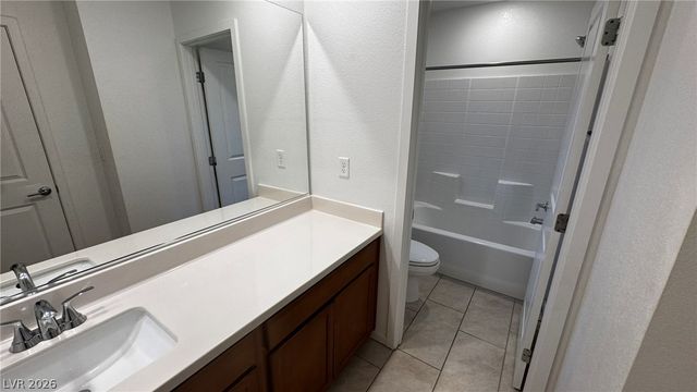 7080 Garnet Crest Court, Las Vegas, NV 89148