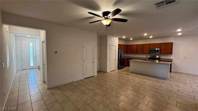 7080 Garnet Crest Court, Las Vegas, NV 89148