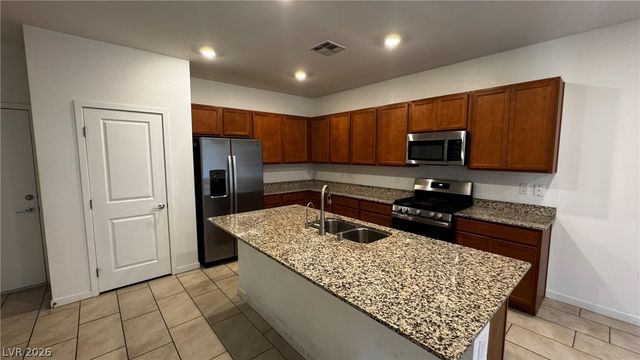 7080 Garnet Crest Court, Las Vegas, NV 89148