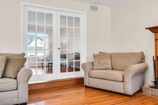 250 Bent Hook Road, Toms River, NJ 08755