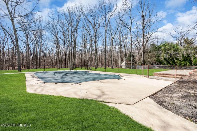 250 Bent Hook Road, Toms River, NJ 08755