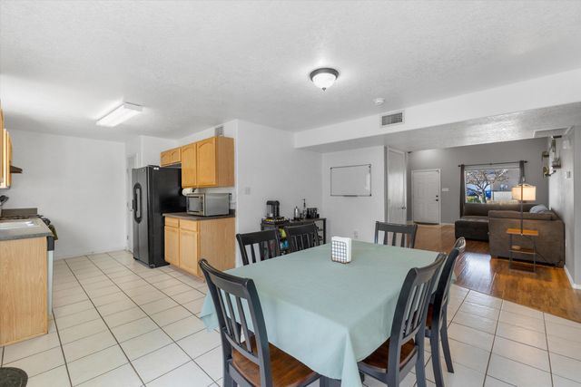 10924 Bandelier Drive NW, Albuquerque, NM 87114