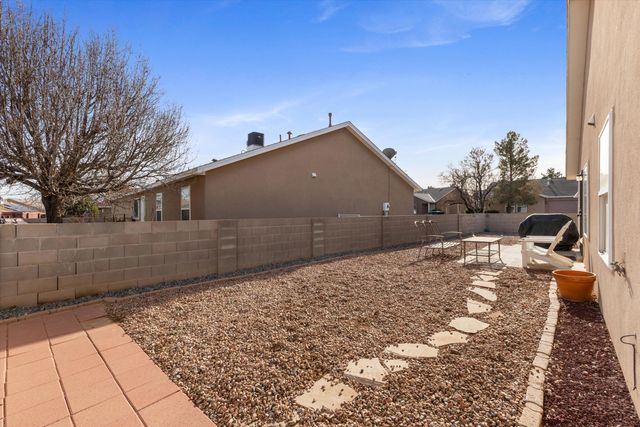 10924 Bandelier Drive NW, Albuquerque, NM 87114