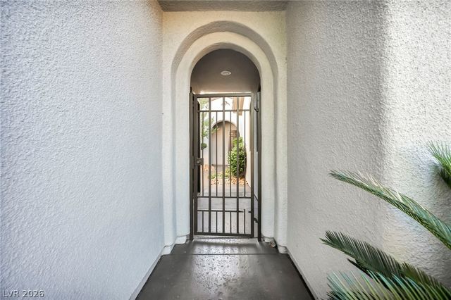 43 Braelinn Drive, Henderson, NV 89052