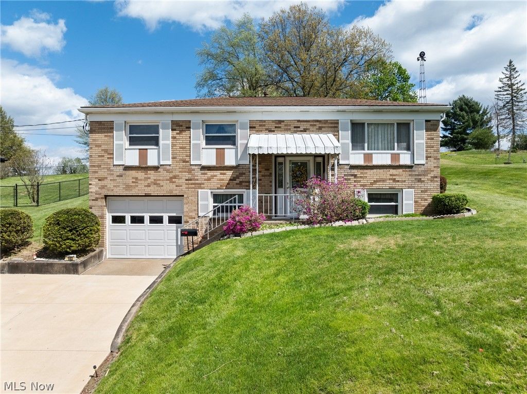 103 Orchard Drive, St Clairsville, OH 43950