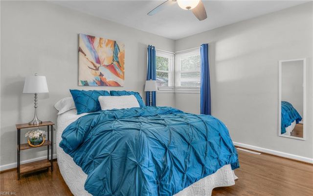 408 Oaklette DR, Chesapeake, VA 23325