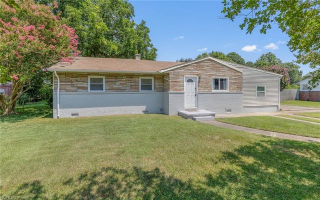 408 Oaklette DR, Chesapeake, VA 23325