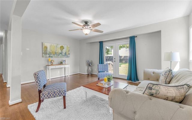 408 Oaklette DR, Chesapeake, VA 23325