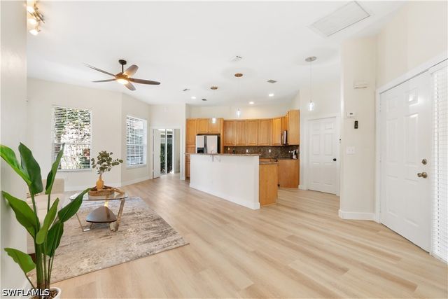 2662 Aft AVE, Naples, FL 34109