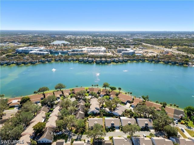 2662 Aft AVE, Naples, FL 34109