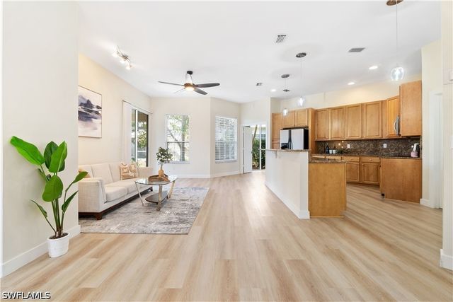 2662 Aft AVE, Naples, FL 34109