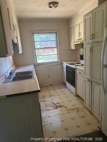 5028 Valley View Drive, Sanford, NC 27330