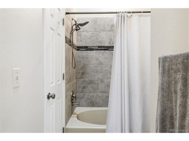 4120 S Evanston Cir D, Aurora, CO 80014