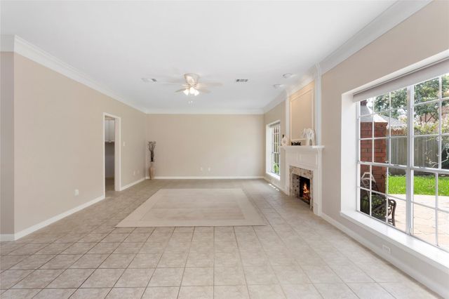 4107 Pebble Beach Drive, League City, TX 77573