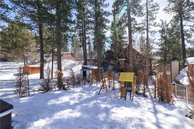 42769 Conifer Drive, Big Bear Lake, CA 92315
