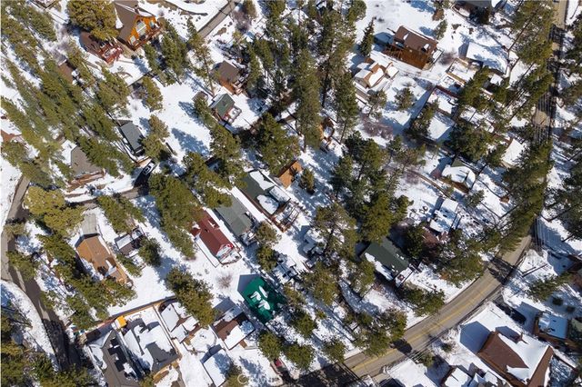 42769 Conifer Drive, Big Bear Lake, CA 92315