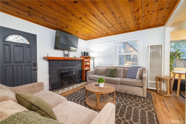 42769 Conifer Drive, Big Bear Lake, CA 92315