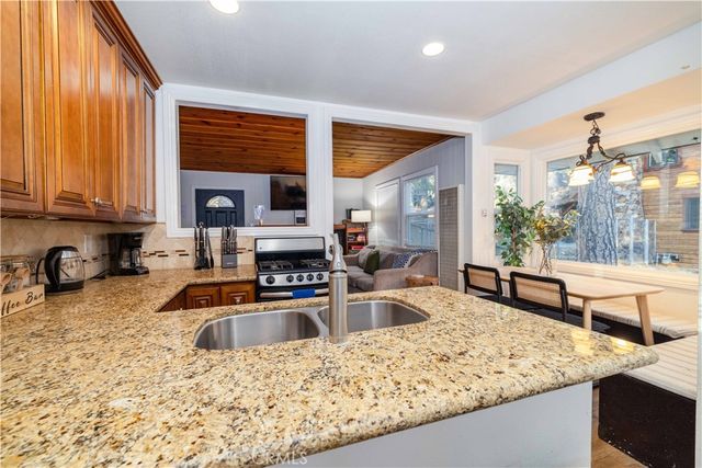 42769 Conifer Drive, Big Bear Lake, CA 92315