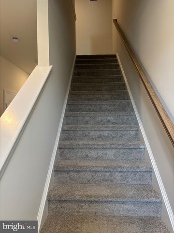 60 ROBERT DR, Runnemede, NJ 08078