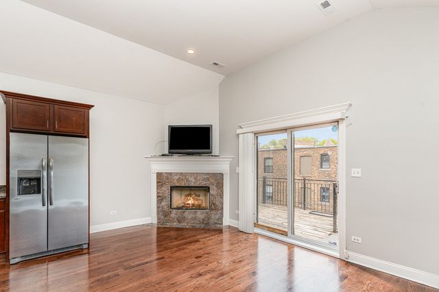 641 E 50TH Street 3, Chicago, IL 60615