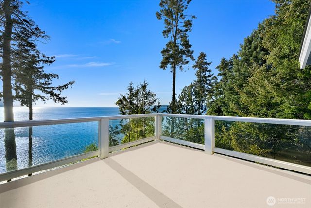 9119 Great Blue Heron Lane, Blaine, WA 98230