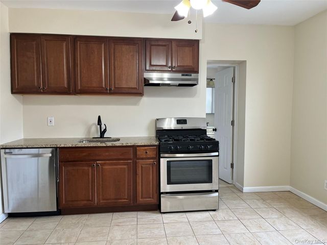 400 Jericho Turnpike 4, New Hyde Park, NY 11040