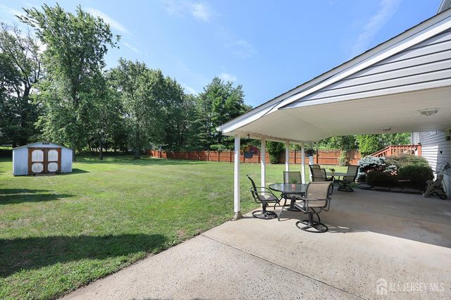 505 Runyon Avenue, Piscataway, NJ 08854