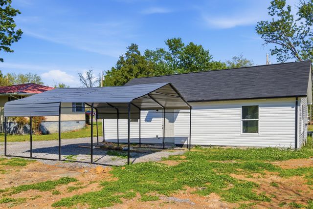 307 W End Ave, Mcminnville, TN 37110