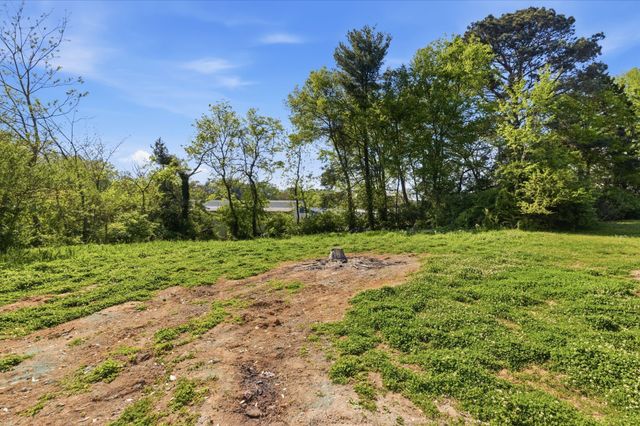 307 W End Ave, Mcminnville, TN 37110
