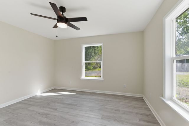 307 W End Ave, Mcminnville, TN 37110
