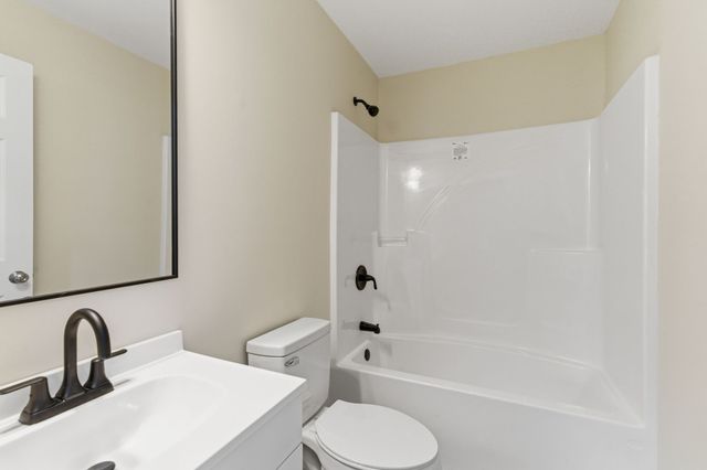 307 W End Ave, Mcminnville, TN 37110