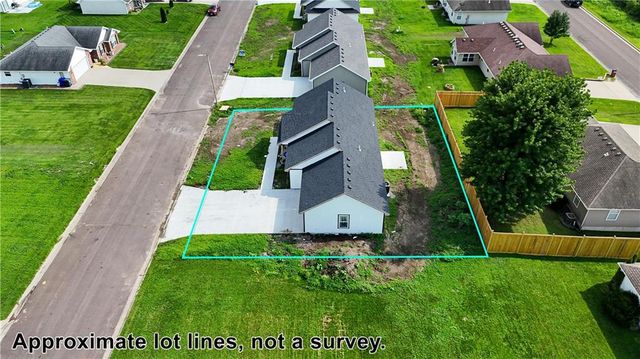 706 Ivy Lane, Sedalia, MO 65301