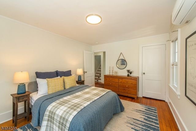 14 Northview Ave, Montclair Twp., NJ 07043