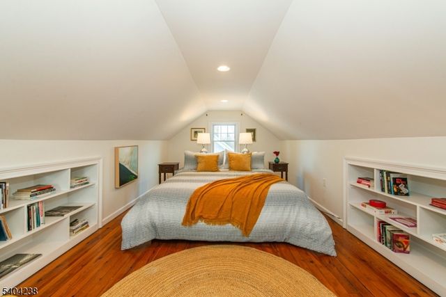 14 Northview Ave, Montclair Twp., NJ 07043