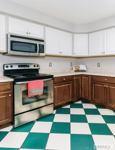 1861 Anita Place, Pocatello, ID 83201