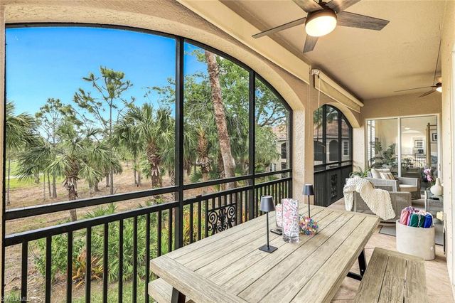 9097 Cherry Oaks TRL 201, Naples, FL 34114