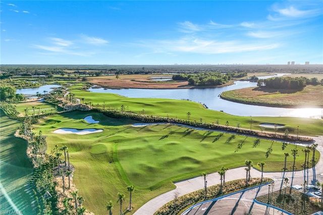 9097 Cherry Oaks TRL 201, Naples, FL 34114