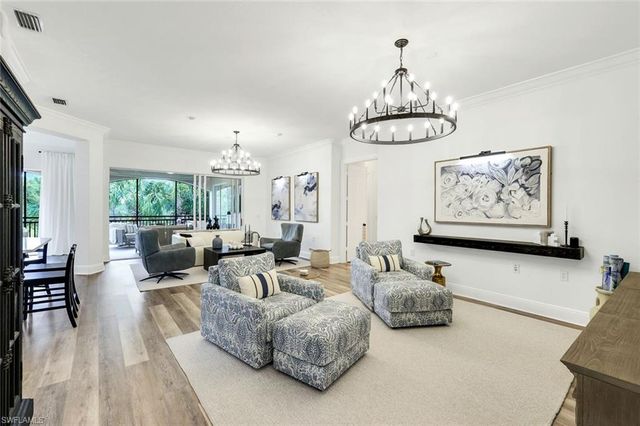 9097 Cherry Oaks TRL 201, Naples, FL 34114