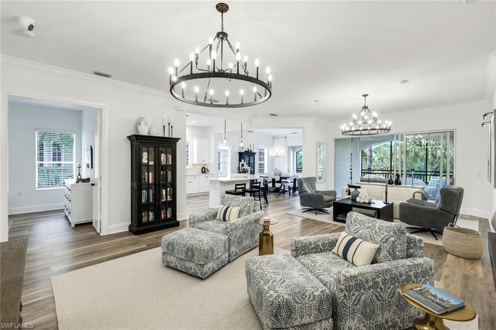 9097 Cherry Oaks TRL 201, Naples, FL 34114