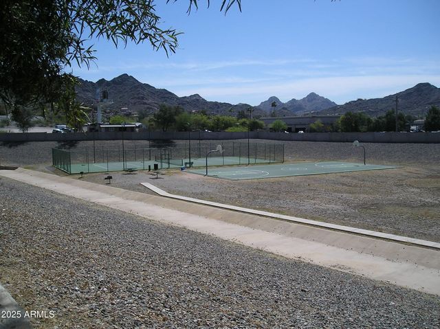 10410 N Cave Creek Road Unit 1027, Phoenix, AZ 85020