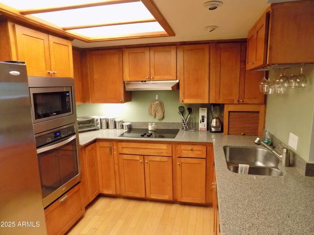 10410 N Cave Creek Road Unit 1027, Phoenix, AZ 85020